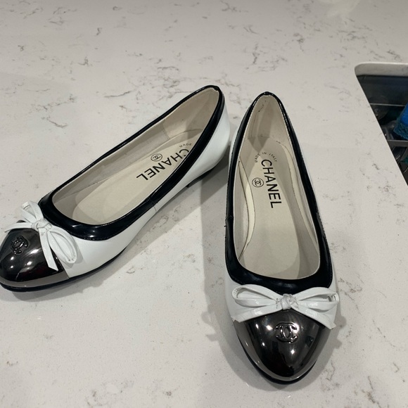 Chanel Flats - Picture 4 of 6